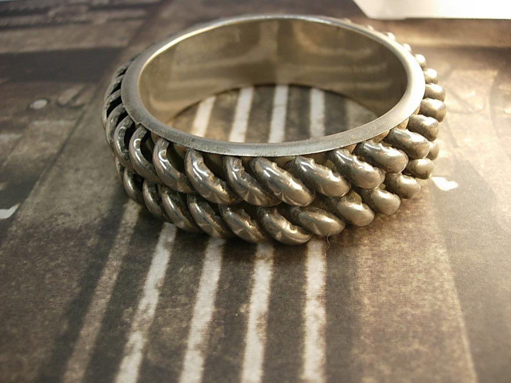 Vintage Industrial BRacelet Mechanical age Bangle steampunk design