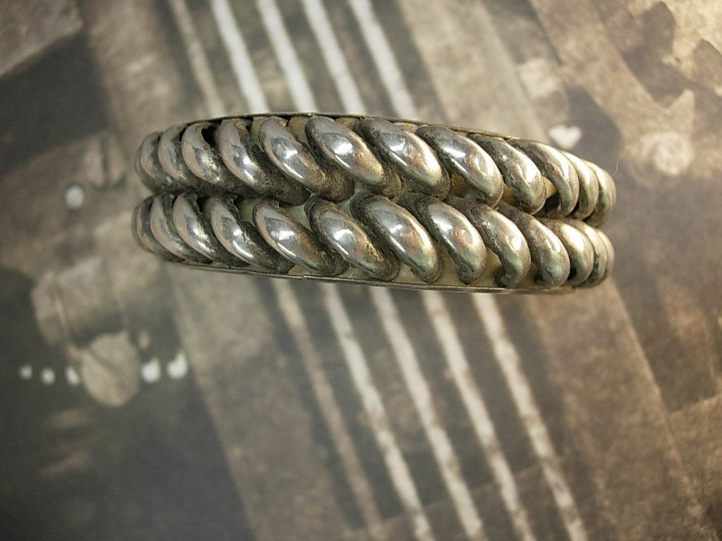 Vintage Industrial BRacelet Mechanical age Bangle steampunk design