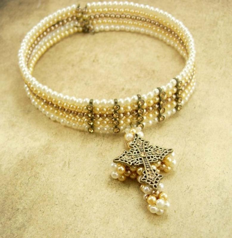 Gothic Pearl Rhinestone rhinestone cross Choker necklace