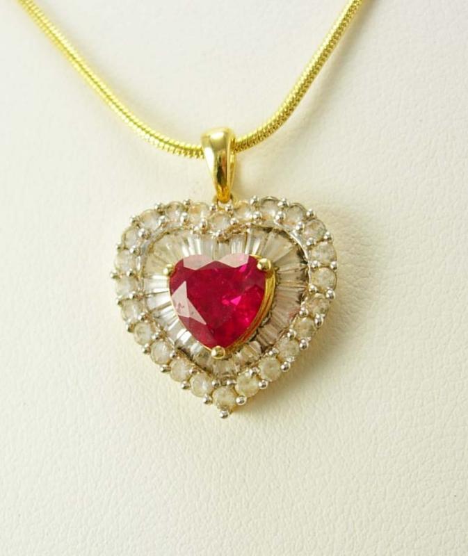 Gorgeous Vintage Ruby RHinestone pendant HEart with Baguettes necklace GOld sterling