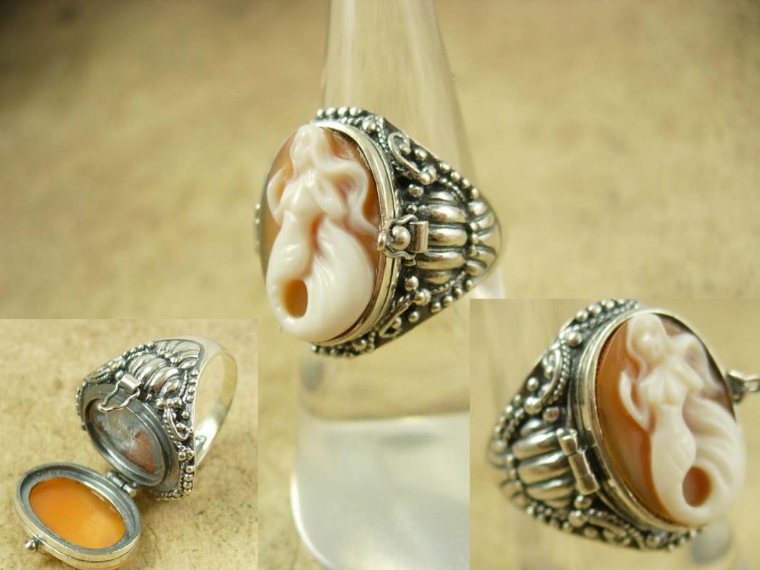 Vintage Sterling Poison RIng Mermaid Cameo Fancy setting hallmarked Mythical Nude Goddess siren