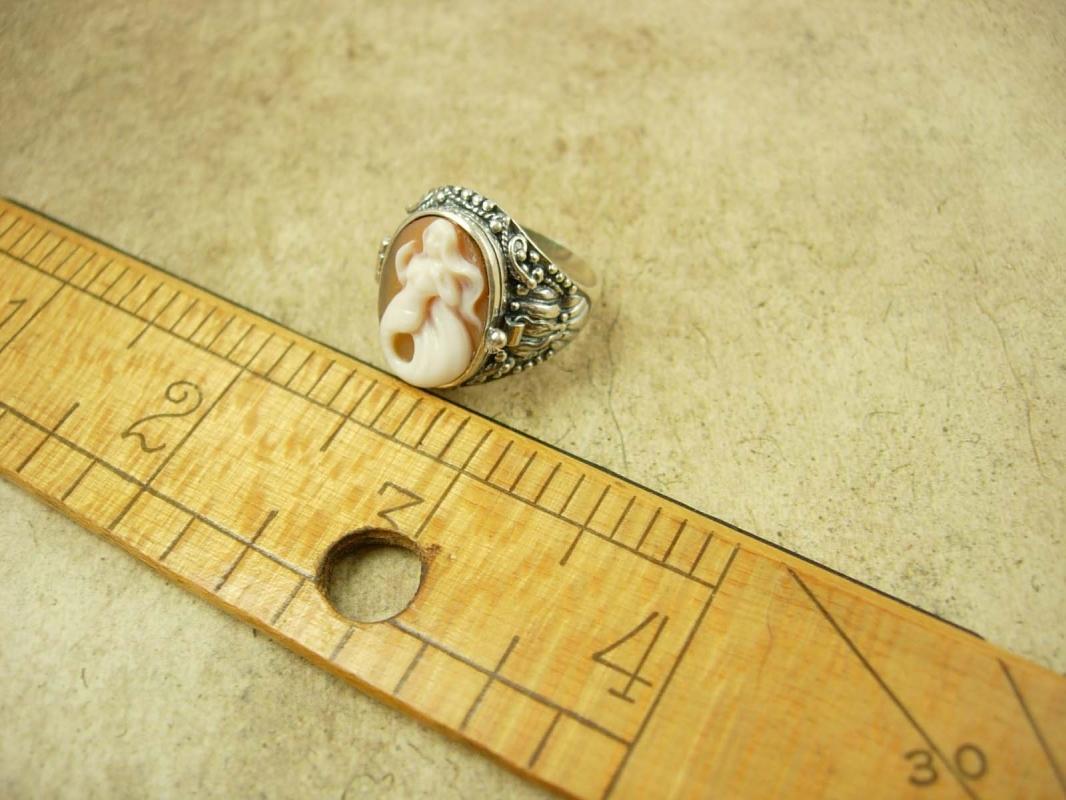 Vintage Sterling Poison RIng Mermaid Cameo Fancy setting hallmarked Mythical Nude Goddess siren