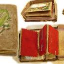 Minitaure Antique Sewing box kit 18th century with portrait inside and original egg eyed needles