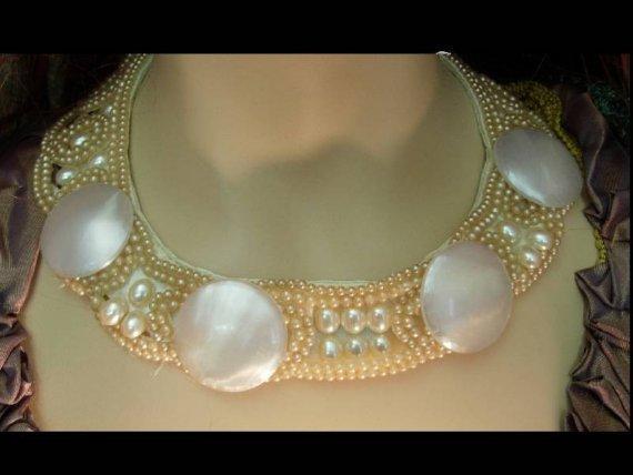 Vintage Glam HUGE Faux PEarl Runway Fashion necklace choker Hand sewn signed