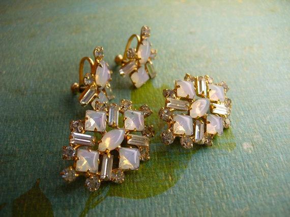 VIntage Moonstone and rhinestone duette brooch and screw on earrings
