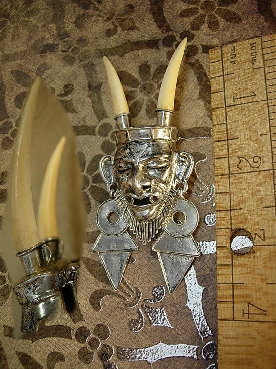 Vintage sterling devil brooch long horns silver devil horned brooch Voodoo teeth