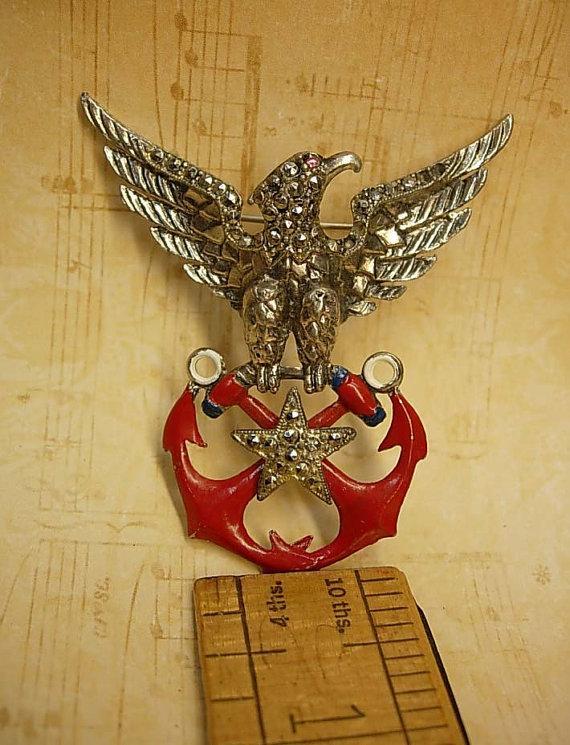 1940 vintage Eagle patriotic brooch with rhinestones and red enamel stars unsigned beauty