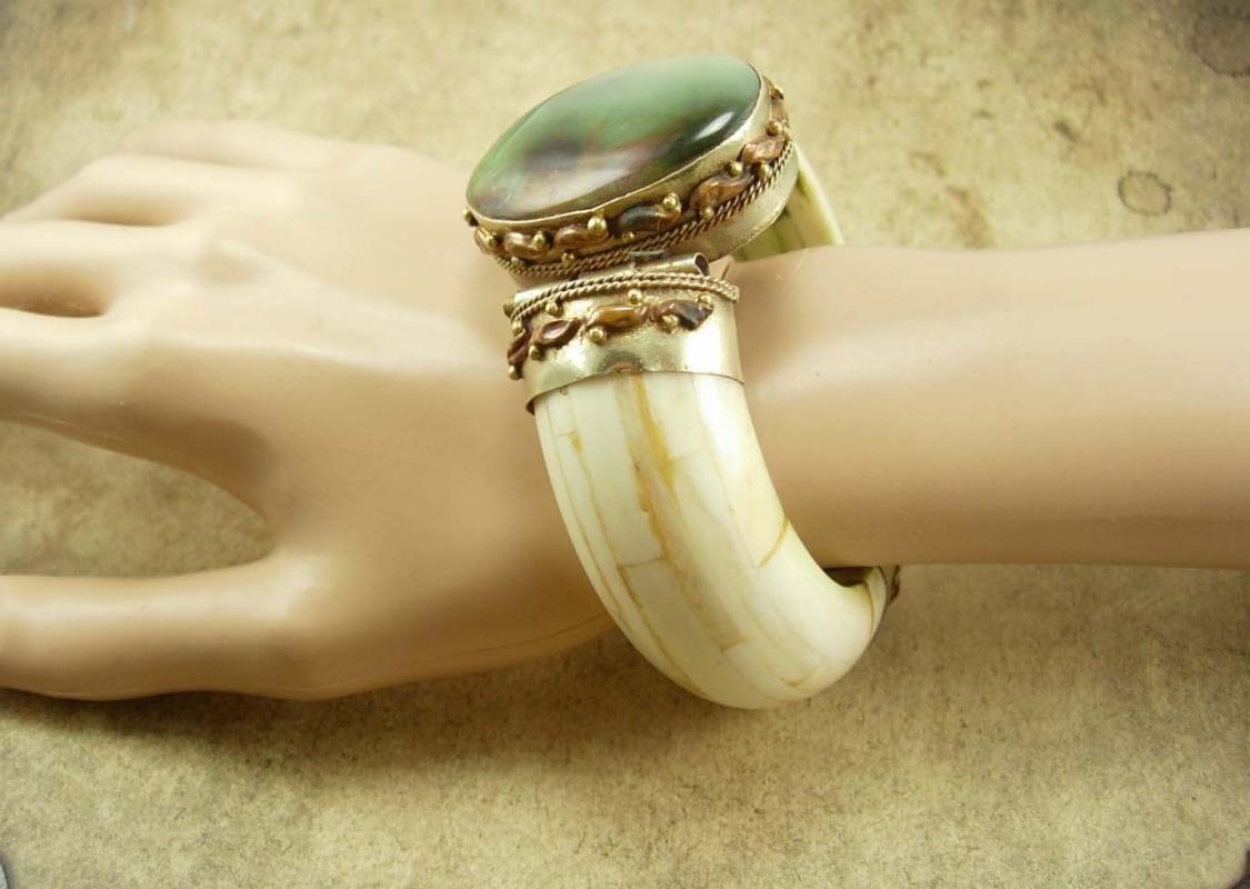Vintage HUGE Gypsy Bracelet Bohemian chic carved with agate