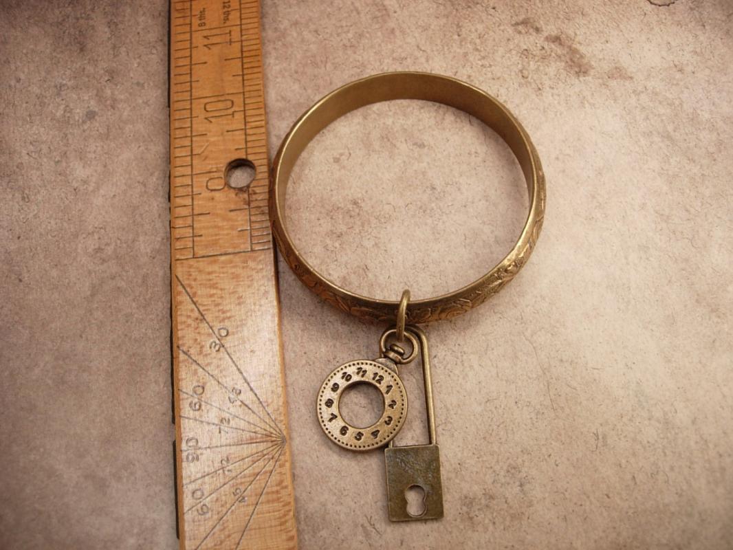 Vintage Charm Bracelet padlock and pocketwatch charms raised relief bangle