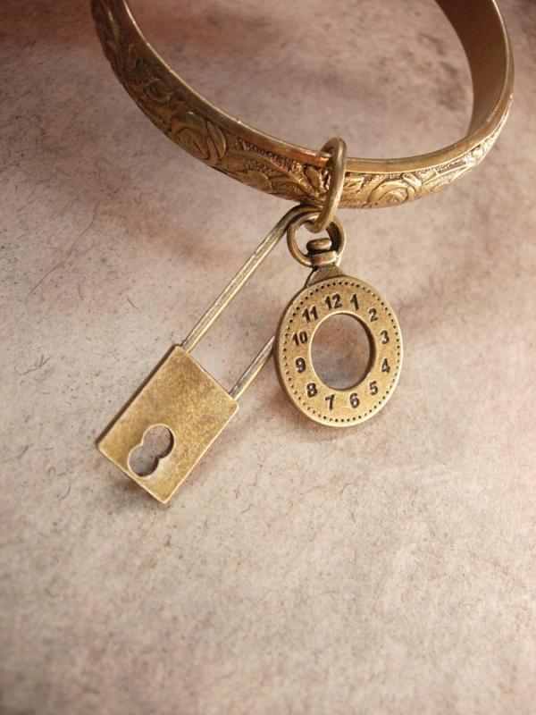 Vintage Charm Bracelet padlock and pocketwatch charms raised relief bangle