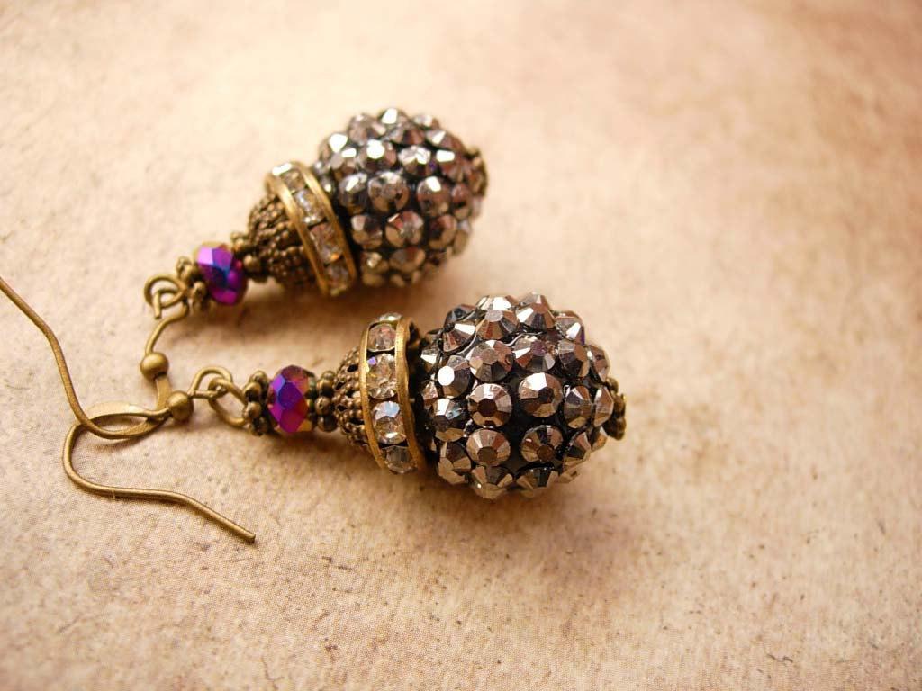 Sparkling Marcasite Rhinestone Drop earrings Aurora borealis glass