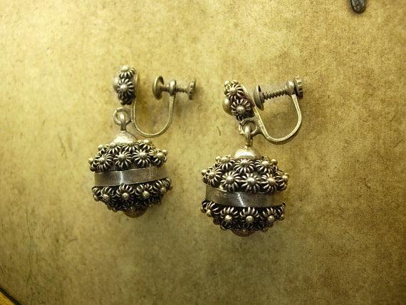 Medieval Antique sterling Etruscan drop earrings Screw backs