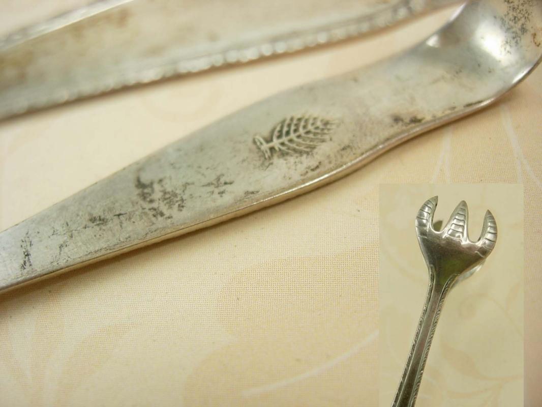 Antique sterling hallmarked Bird claw sugar tongs hallmarked