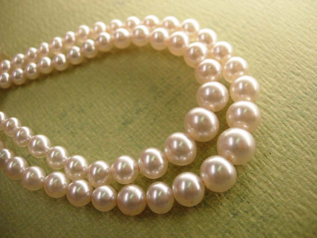 Vintage 2 strand Pearl necklace Rhinestones clasp Japan never worn ivory graduated Wedding