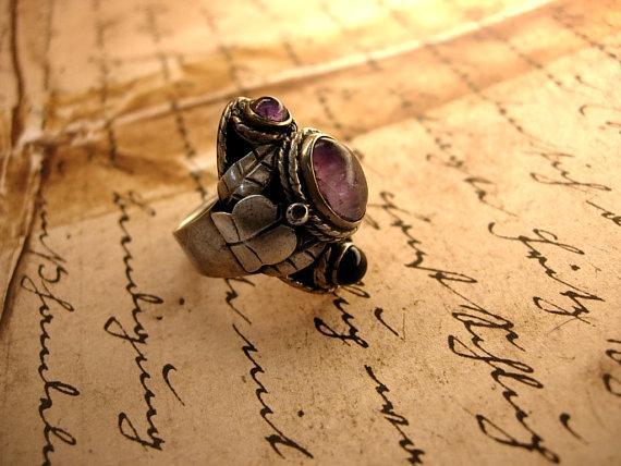 Vintage Signed Taxco Mexican Amethyst Poison ring ornate metal work