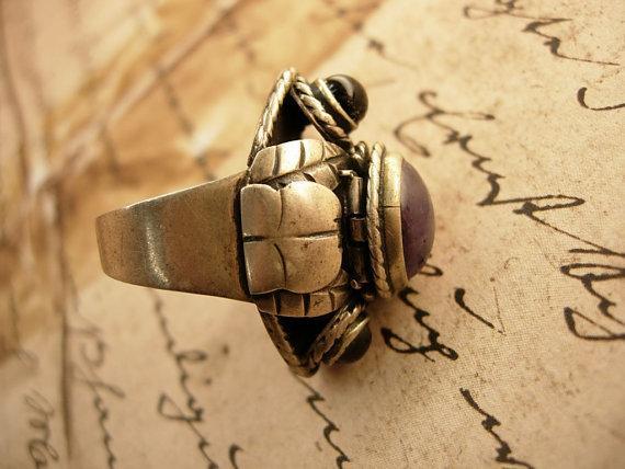 Vintage Signed Taxco Mexican Amethyst Poison ring ornate metal work