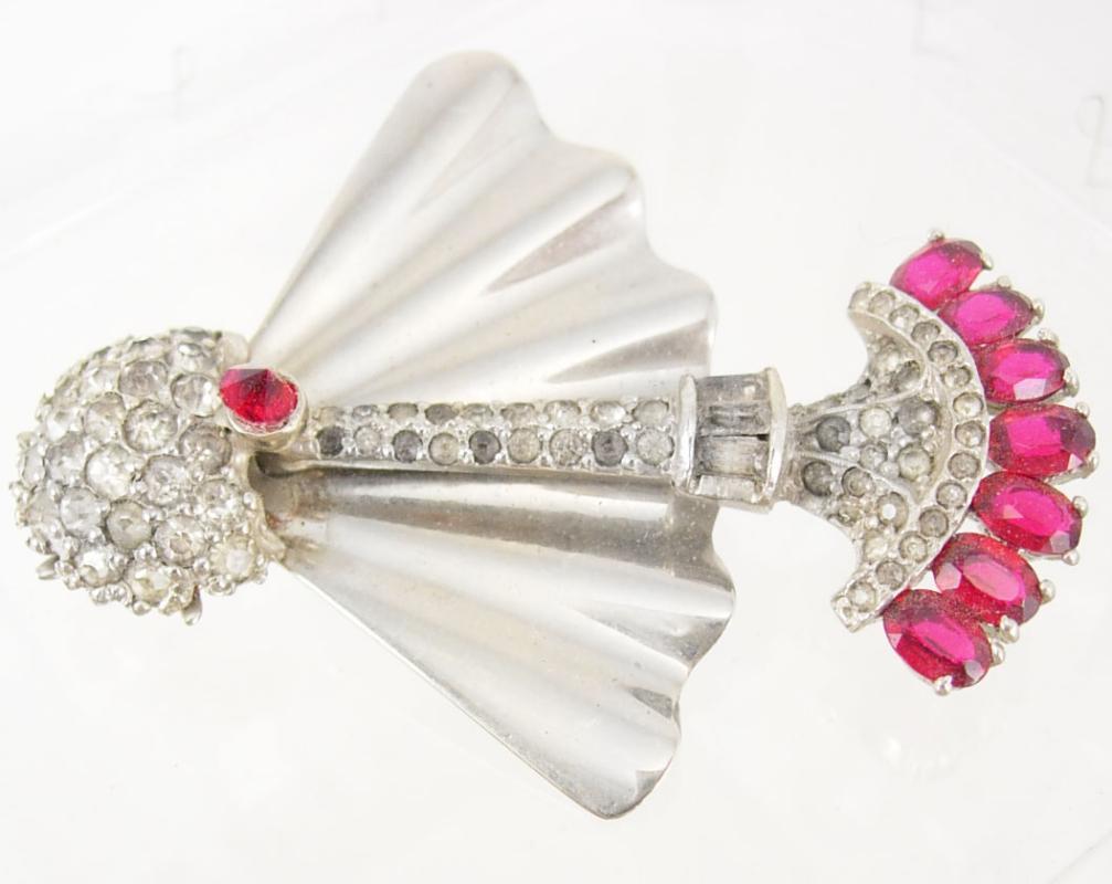 Vintage Trifari rhinestone Brooch mechanical SWINGING faux pink ruby pendulum