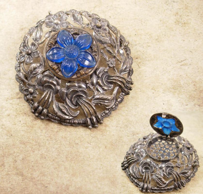 Vintage Rare Victorian Vinaigrette brooch Scent PErfume locket pendant