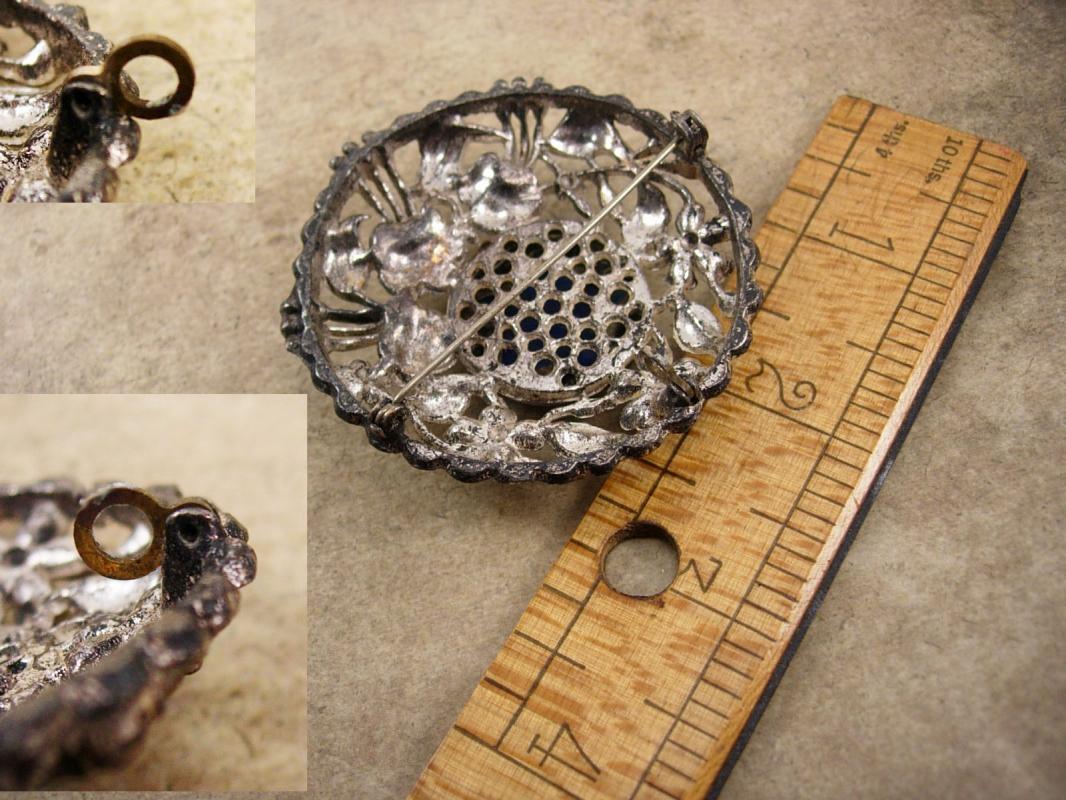 Vintage Rare Victorian Vinaigrette brooch Scent PErfume locket pendant