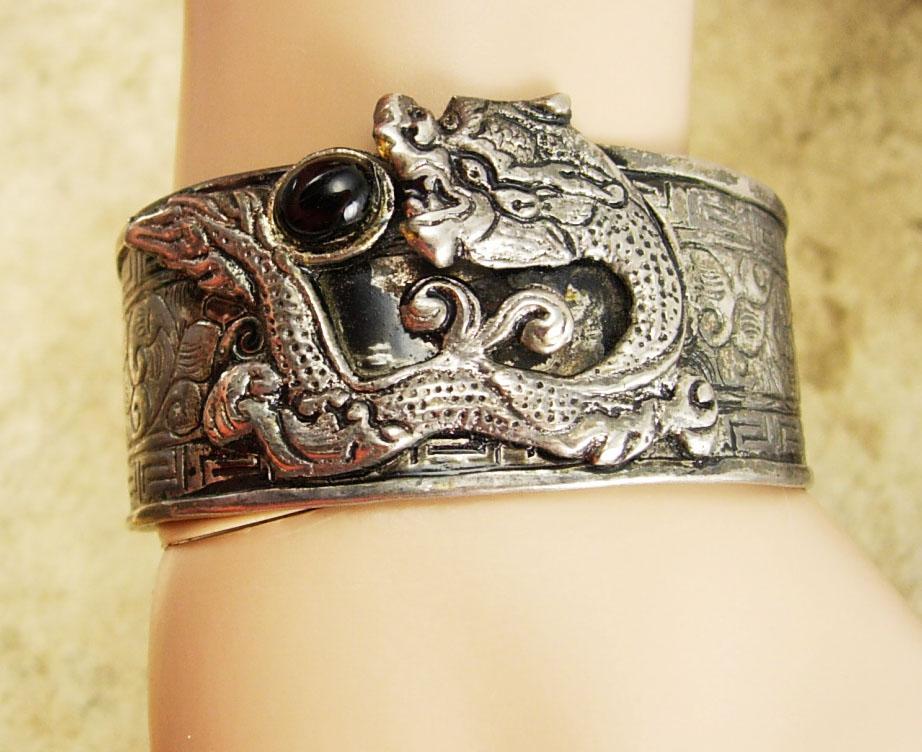VIntage Gothic Relief DRAGON Cuff BRACELET Chinese bangle