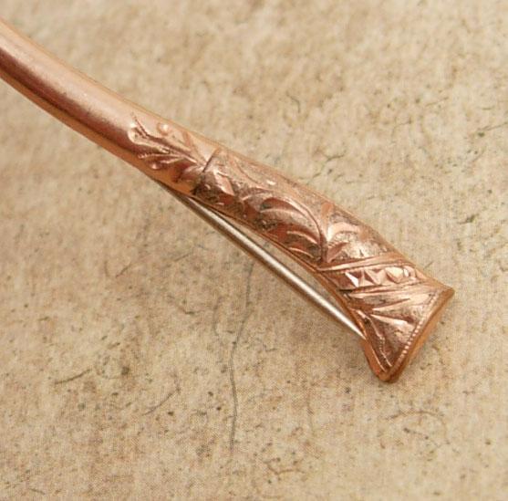Antique 1800's brooch rose GOLD Victorian BATTLE Axe hatchet