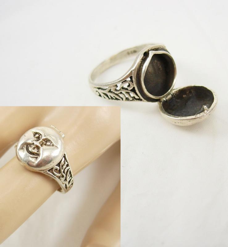 Vintage sterling Man in the MOON Poison Ring Mystical hidden treasure box size 7 1/2