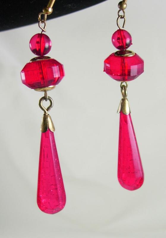 Vintage faceted earrings Shoulder duster Faceted cranberry red chandeliers