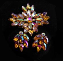 Statement demi Parure Vintage BRooch earrings NY Designer WATERMELON RHINESTONE long navettes