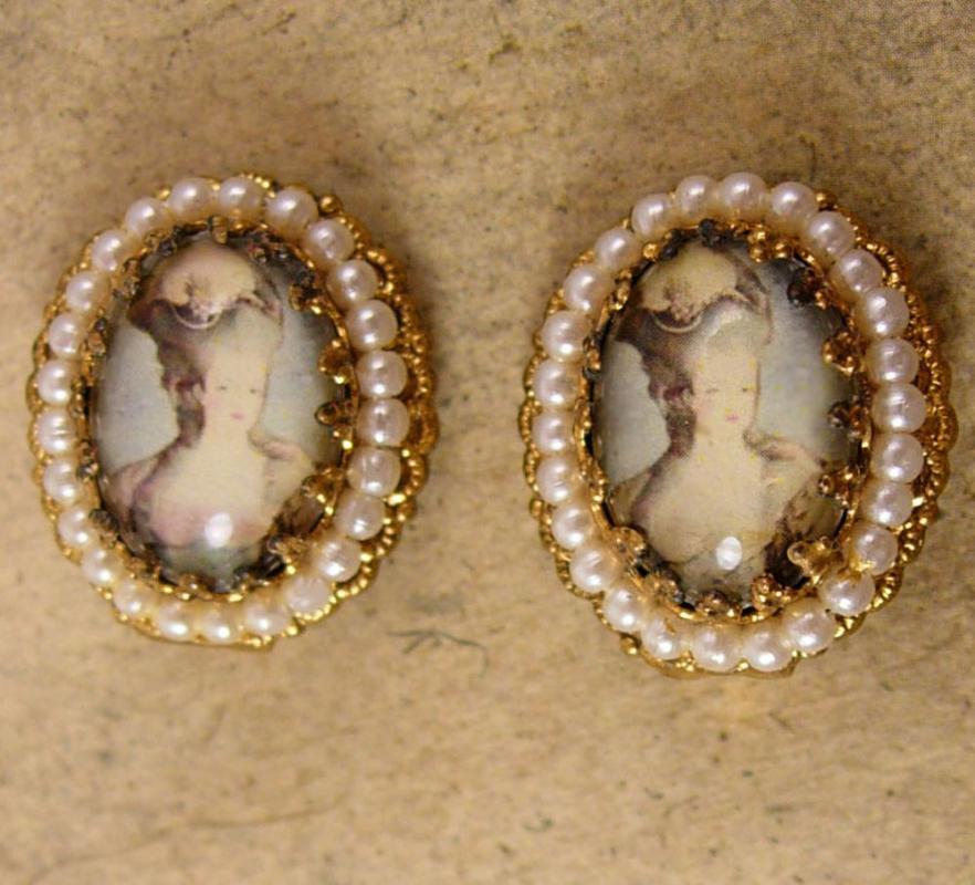 Vintage Marie Antoinette earrings Edwardian seed pearl clip on West Germany