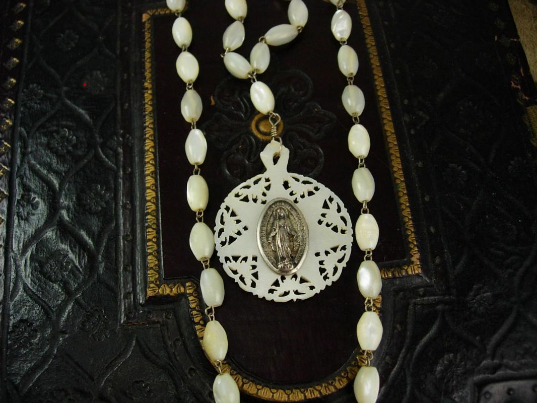 Vintage MOP Necklace Miraculous medal mother of pearl rosary beads