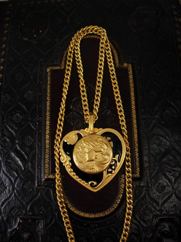 Large Nouveau figural Heart Necklace black enamel heavy chain