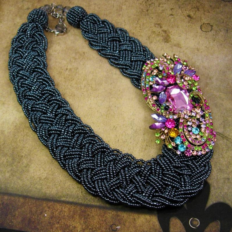Rhinestone statement Necklace HUGE brooch pendant beaded collar