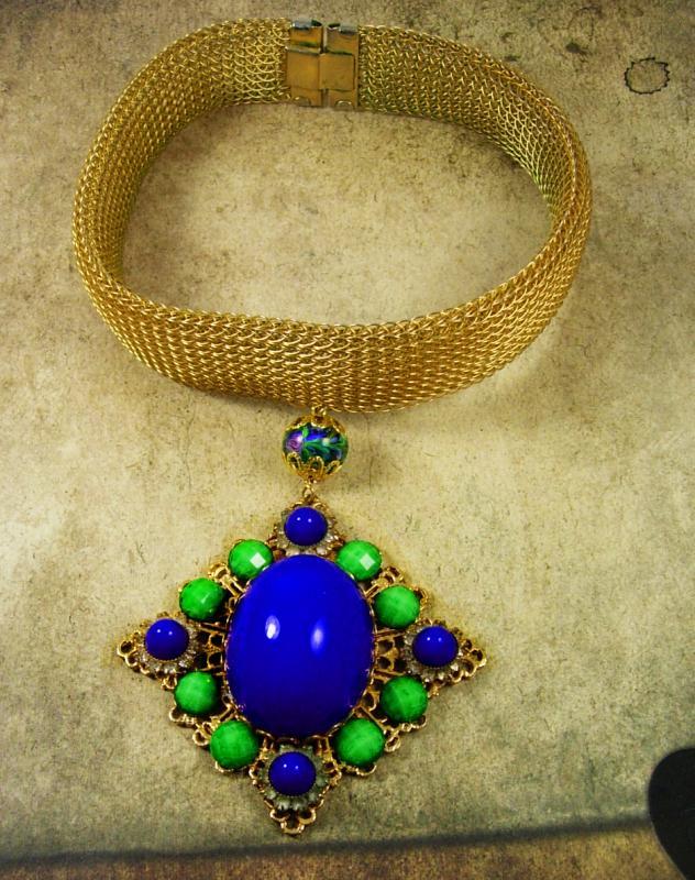 Fabulous Rhinestone statement necklace collar Cobalt and green