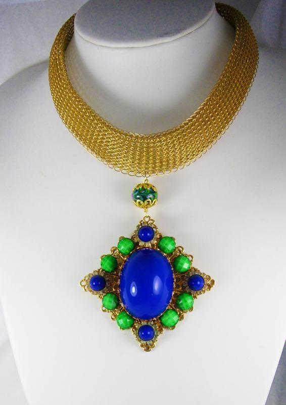 Fabulous Rhinestone statement necklace collar Cobalt and green