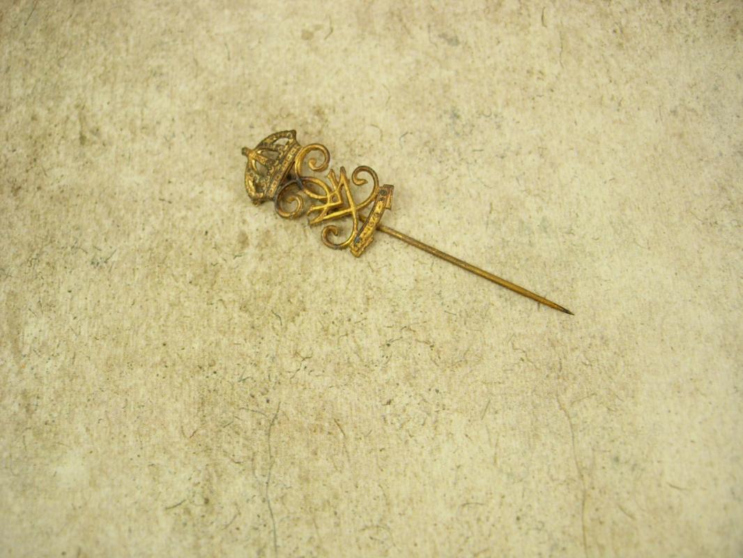 ANtique Stickpin Crown & Crest Victorian