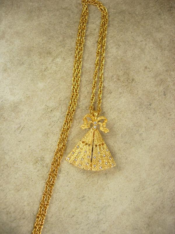 Vintage Watch necklace mechanical Fan that hides watch