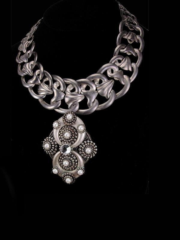 Statement necklace Art Nouveau Collar pearl rhinestone dramtic drop pendant