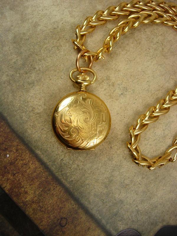 Lady Hamilton pocketwatch necklace 17 jewel hunting case gold filled enamel clock face