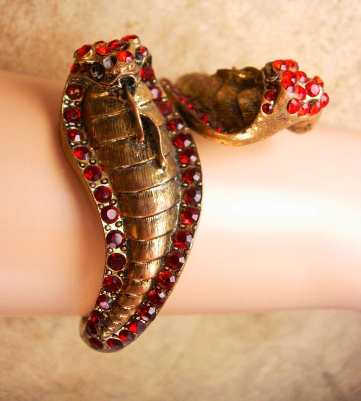 Vintage cleopatra Rhinestone snake bracelet brass Clamper serpent head