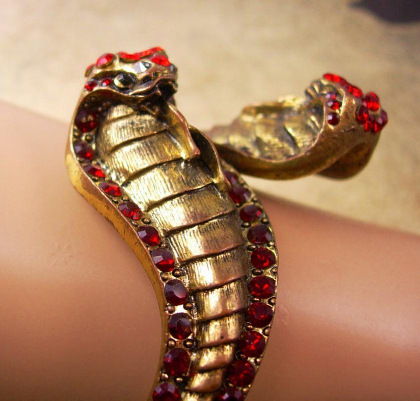 Vintage cleopatra Rhinestone snake bracelet brass Clamper serpent head