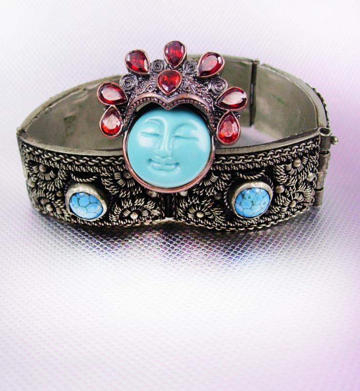 Fabulous Vintage Etruscan Bracelet Goddess Garnet ring Turquoise hallmarked