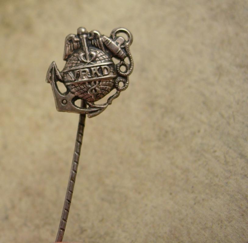 Vintage WW1 Marine Stickpin Globe Anchor Eagle Military insignia