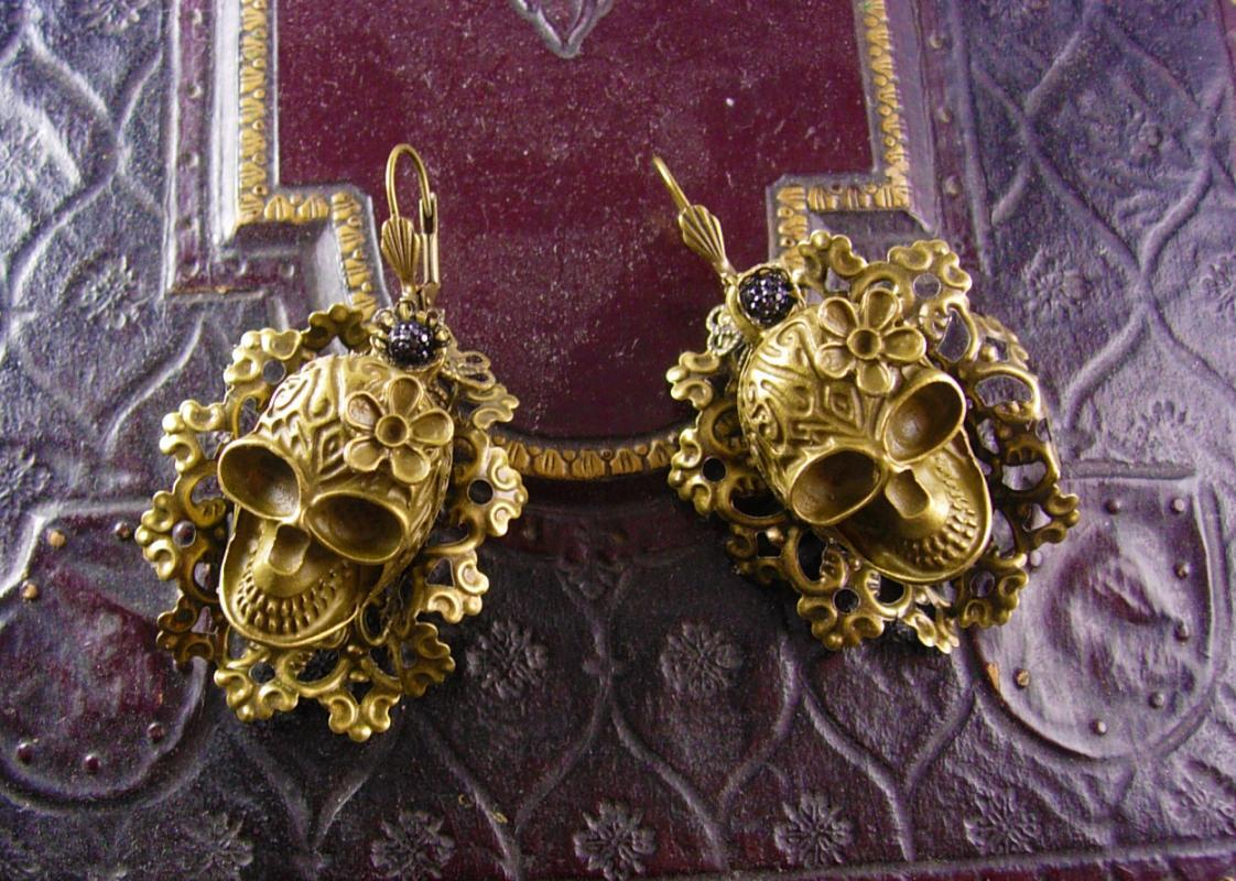 Large Day of the Dead Skull Earrings bizarre Voodoo hoodoo