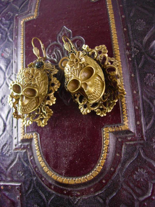 Large Day of the Dead Skull Earrings bizarre Voodoo hoodoo