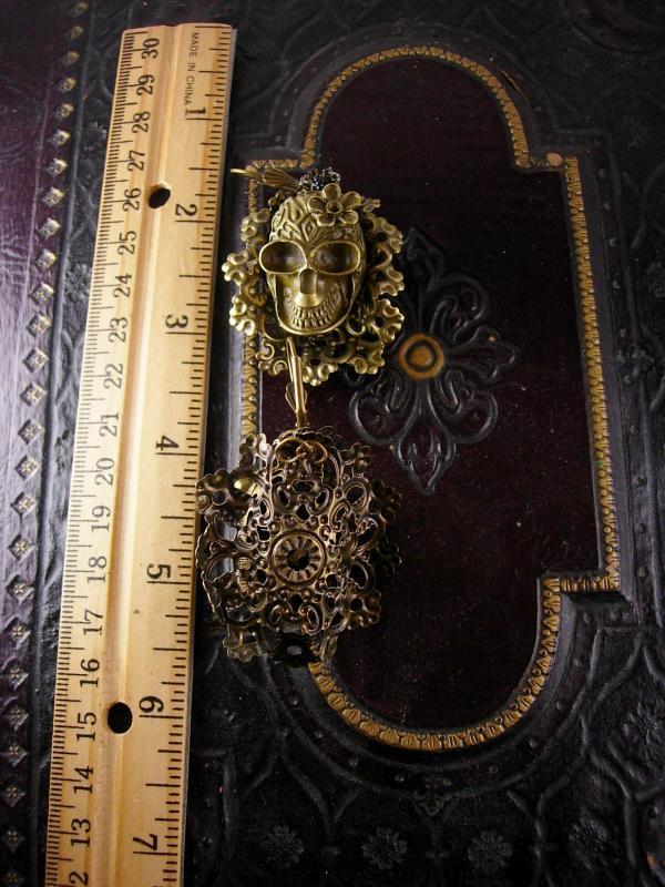 Large Day of the Dead Skull Earrings bizarre Voodoo hoodoo