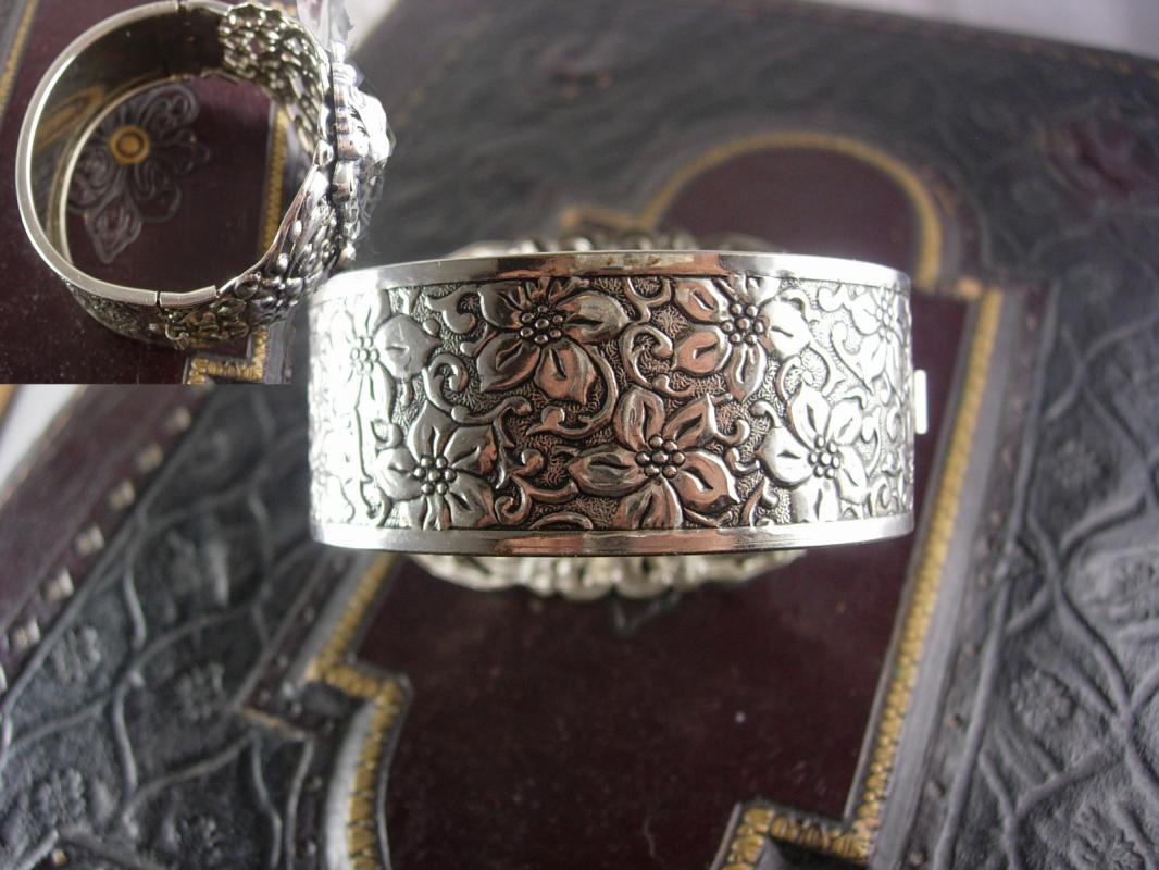 Huge Vintage Mythology Bacchus bracelet Art nouveau relief