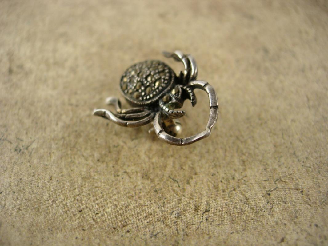 Vintage Sterling SPIDER Brooch Pendant marcasites silver pin