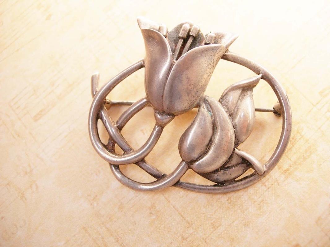 Large Vintage Sterling Funeral Flower Brooch hallmarked