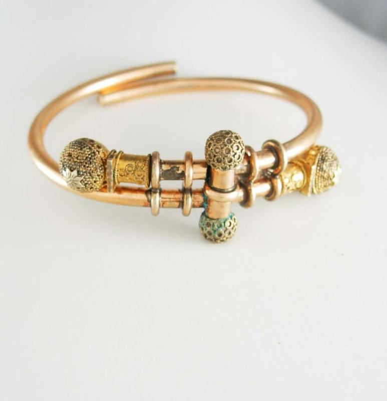 Antique 1882 9KT rose Gold bracelet Victorian ETRUSCAN Ball Bypass hinged march21 estate jewelry