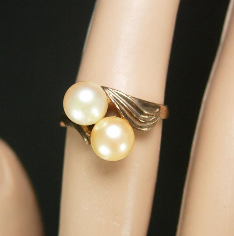Vintage STERLING genuine TWO pearl RING size 6 gold nouveau design